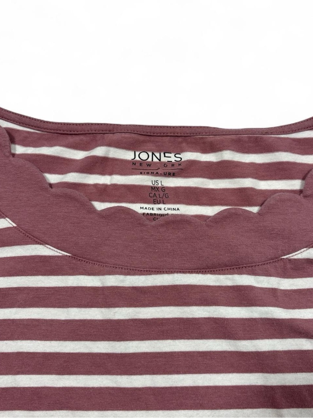 Jones New York Scalloped Trim Neckline white and mauve striped tee shirt